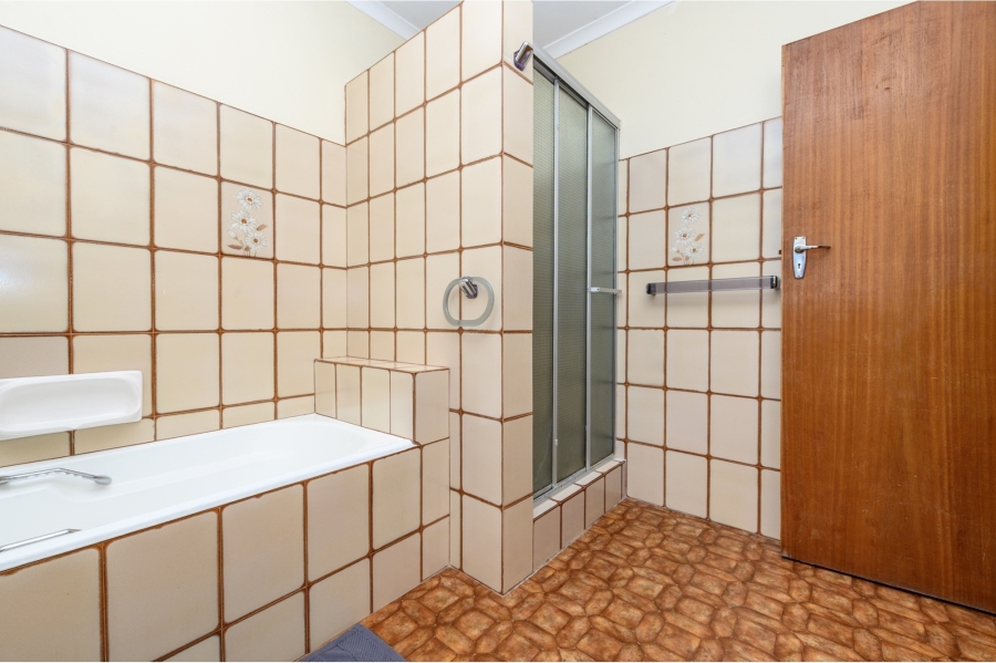 4 Bedroom Property for Sale in Walmer Heights Eastern Cape